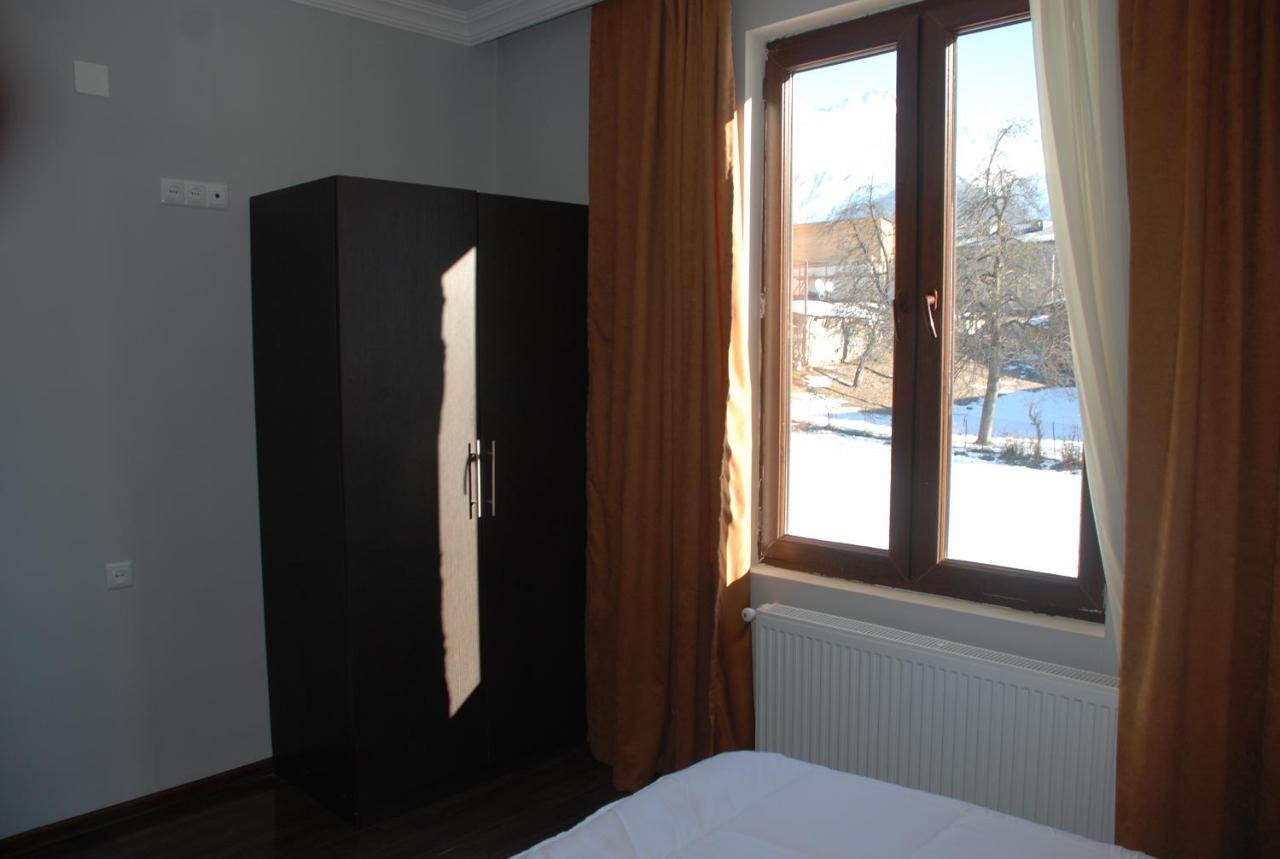 Bed and Breakfast Monte Bianco Местія Екстер'єр фото